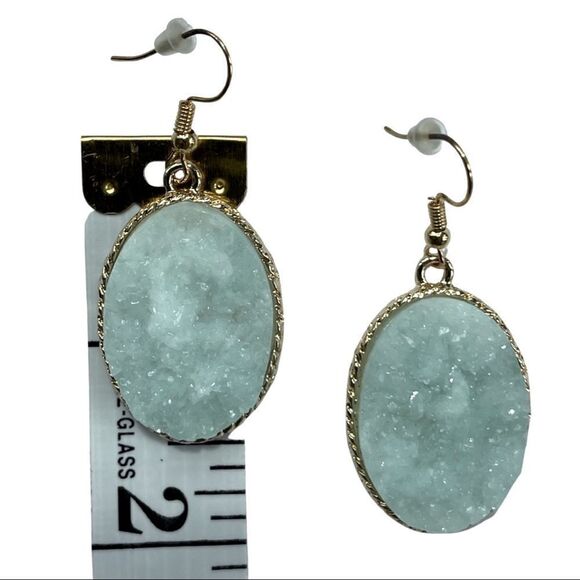 Light Mint/Sea Foam Green Druzy Stone Fishhook Earrings • NWT - Picture 7 of 7